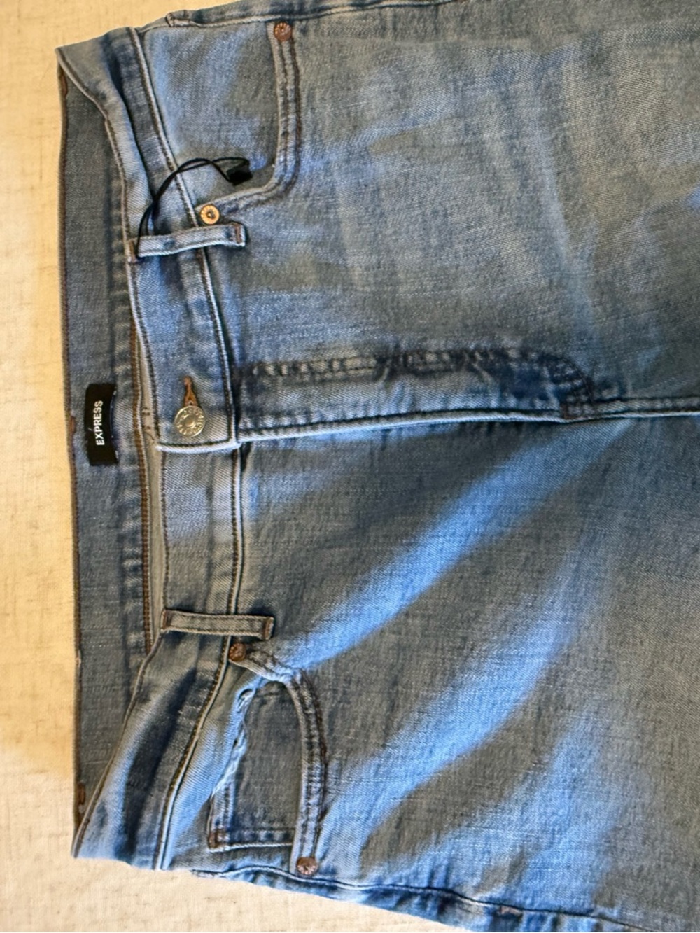 Express Men's Light Wash Slim Jeans - Blue